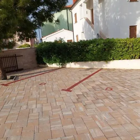 Modern Ana Premantura