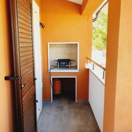 Apartment Modern Ana