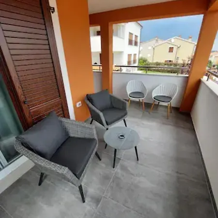 Modern Ana Premantura